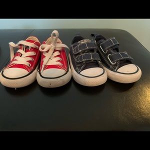 2 pairs of Size 5 toddler/baby converse -GUC